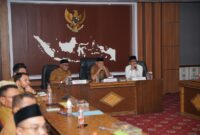 Wagub Malut, Sarbin Sehe saat memimpin Rapat Koordinasi Wilayah (Rakorwil) Persiapan Hakordia 2026