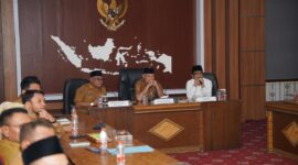 Wagub Malut, Sarbin Sehe saat memimpin Rapat Koordinasi Wilayah (Rakorwil) Persiapan Hakordia 2026